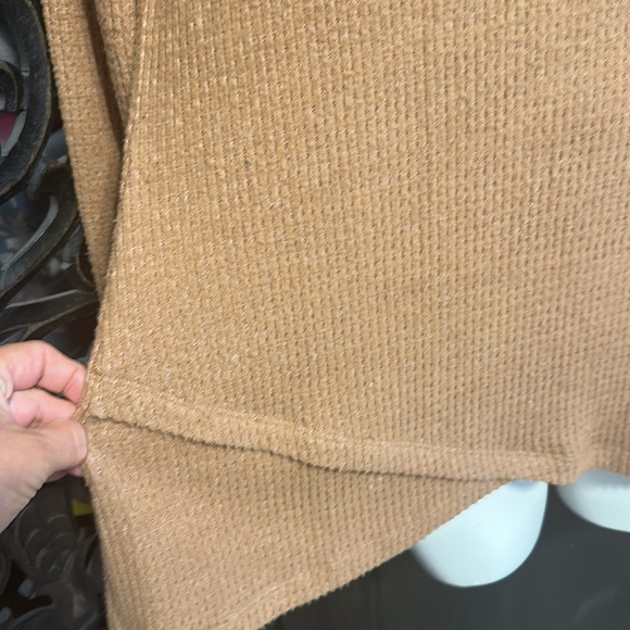 Susan Graver Weekend Textured Knit Crossover Hem Cowl Neck Sweater Tunic Top. - Picture 5 of 8